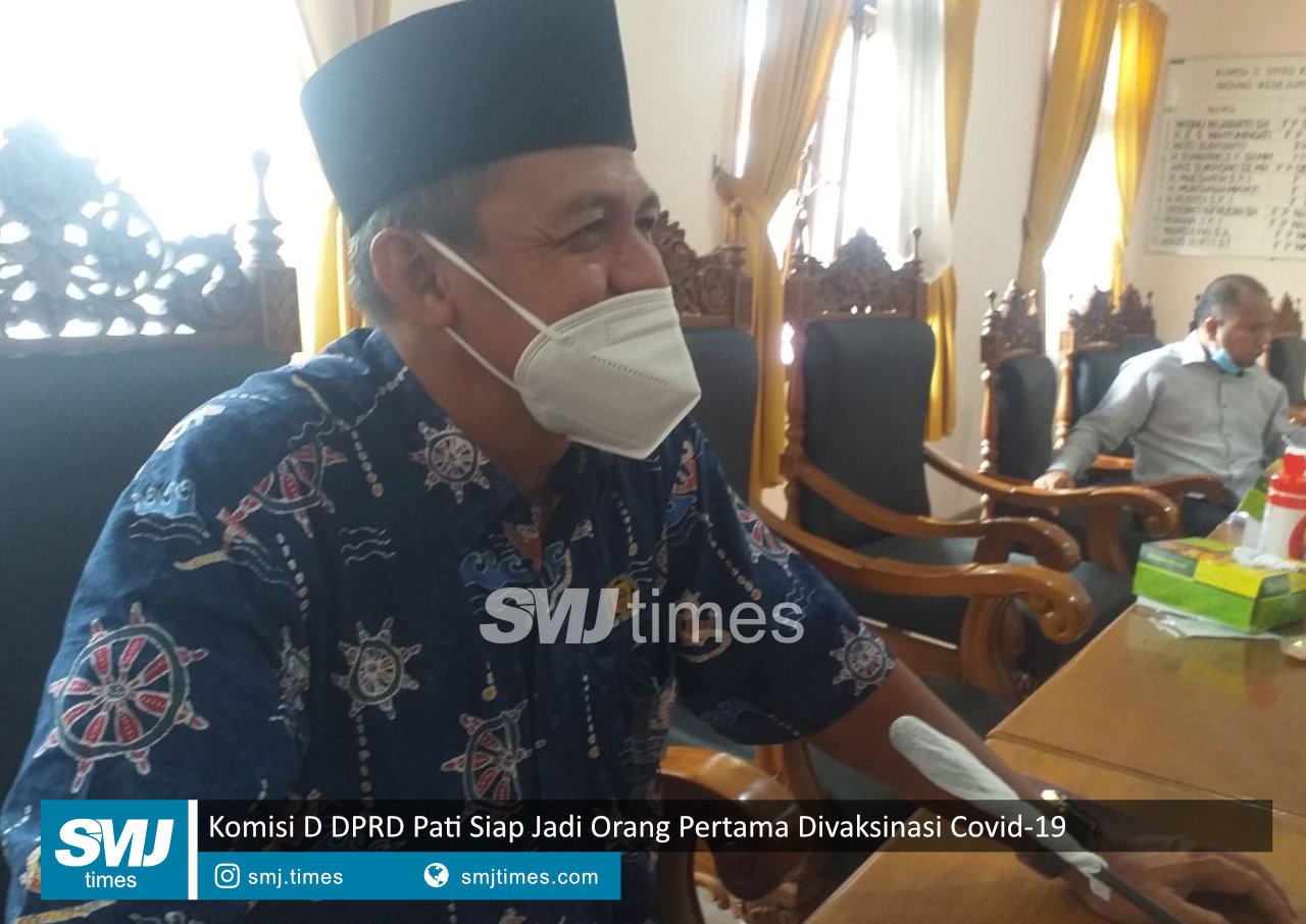 pertama divaksinasi