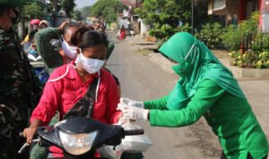 Persit Pati Adakan Jumat Berkah