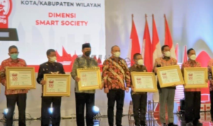 Pati Raih Penghargaan Kategori Smart Society Terbaik Pati Raih Penghargaan Kategori Smart Society Terbaik