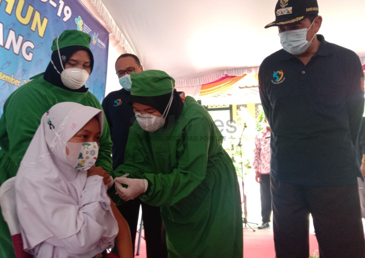 Anak Usia 6-11 Tahun di Rembang Mulai Dapatkan Vaksin Hari Ini