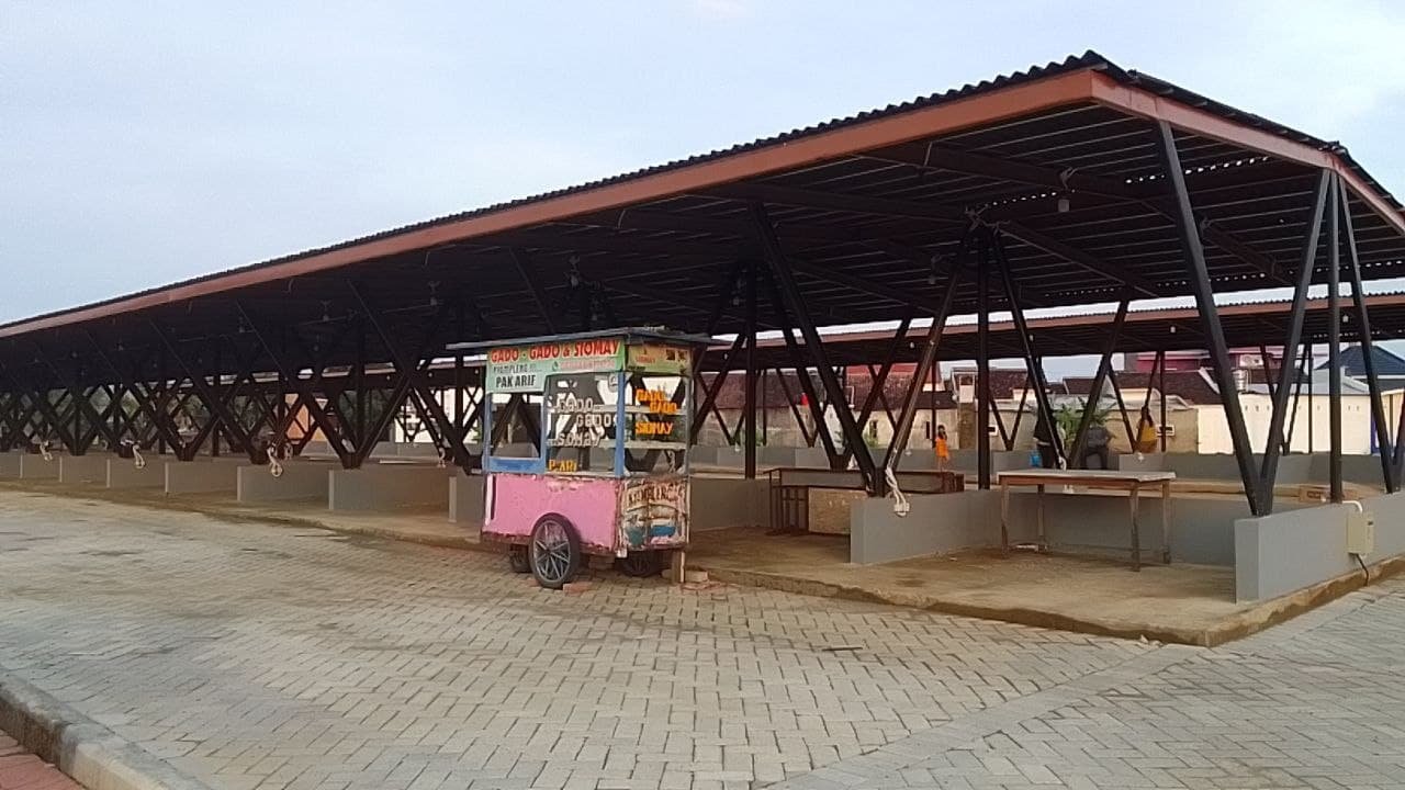 Ratusan Pedagang Tak Dapat Lapak di Alun-alun Kembangjoyo