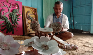 Perajin Limbah Kayu di Rembang Hasilkan Jutaan Rupiah