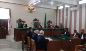 Terdakwa Kasus Pembobolan Bank Jateng Disidang