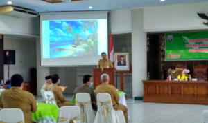Ceramah Hukum Otonomi Daerah di Rembang