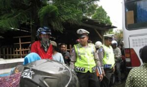 Polres Pati Batasi Angkutan Barang