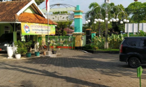 DLH Pati Imbau Masyarakat Tak Gunakan Kantong Plastik Saat Pembagian Daging Kurban