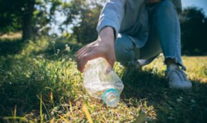 cara mengurangi sampah plastik