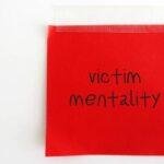 Mengenal Victim Mentality dan Penyebabnya