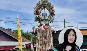 Foto: Gunungan yang dikirab dalam tradisi Meron di Sukolilo/ istimewa