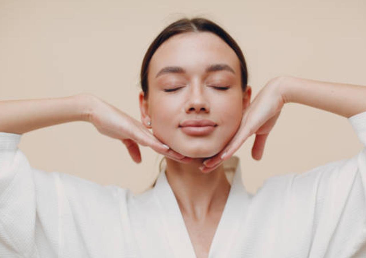 6 Beauty Hacks yang Bisa Anda Coba di Rumah, Apa Saja?