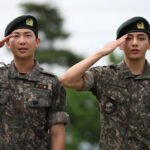 V dan RM BTS Resmi Selesaikan Tugas Militer, Siap Kembali ke Panggung Hiburan