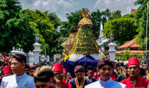 Foto: potret tradisi Maulid Nabi Muhammad SAW di Keraton Yogyakarta (sumber; istock)