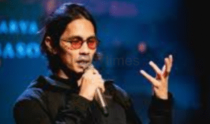 Foto: potret Angga Dwimas Sasongko (sumber: Instagram)