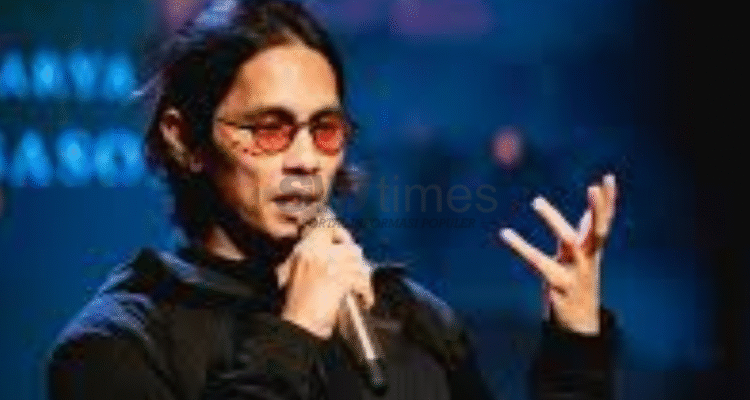 Foto: potret Angga Dwimas Sasongko (sumber: Instagram)