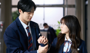 Foto: potret adegan drama Korea Head Over Heels (sumber: imdb)
