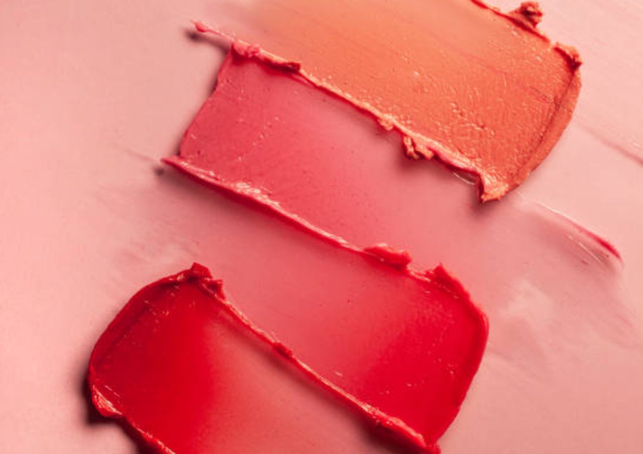 5 Rekomendasi Cream Blush untuk Tampilan Segar dan Merona