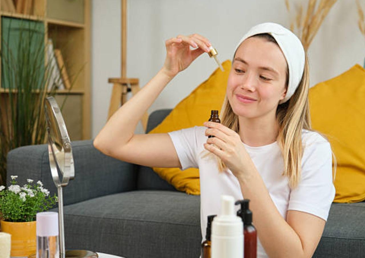 6 Tips Eksfoliasi Wajah untuk Kulit Sensitif dengan Aman