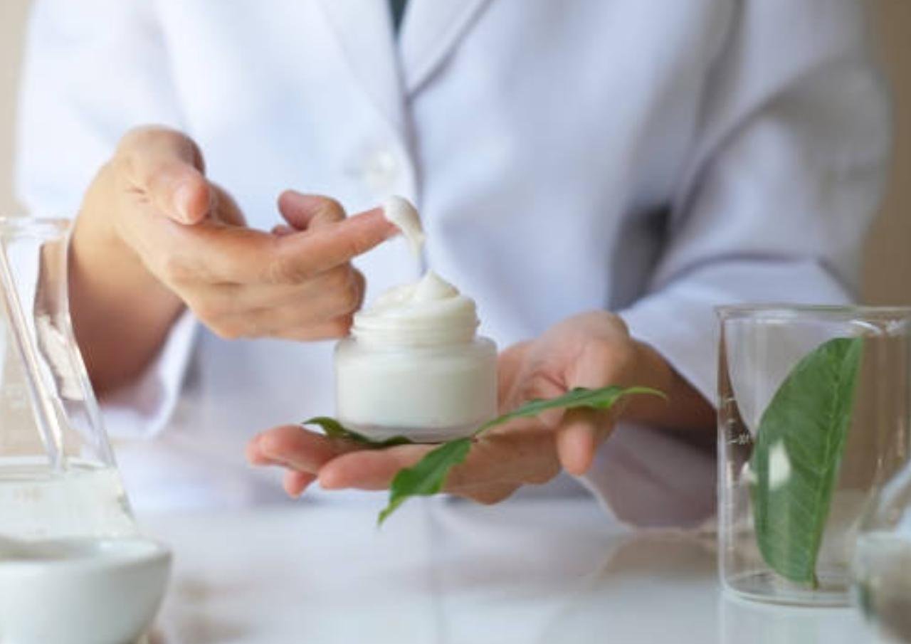 6 Bahan dalam Produk Skincare Berikut Penting untuk Kulit Lebih Bersih dan Halus