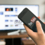 Foto: ilustrasi menonton YouTube (sumber: istock)