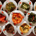 Foto: ilustrasi makanan di warung masakan Padang (sumber: istock)