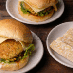 Foto: ilustrasi tempe crispy burger (sumber: istock)