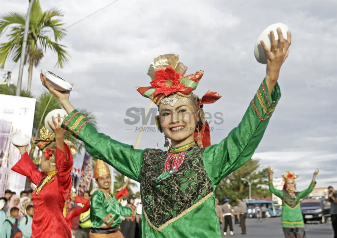 Asal Usul Tari Piring dari Sumatera Barat