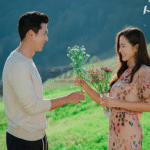 Pasangan Hyun Bin-Son Ye Jin Cetak Sejarah dalam Ajang Blue Dragon Film Awards