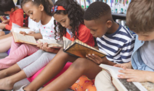 Daftar Manfaat Membaca Buku Setiap Hari bagi Pelajar Daftar Manfaat Membaca Buku Setiap Hari bagi Pelajar