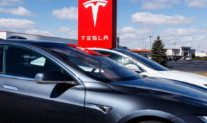 Pendapatannya Turun hingga 3%, Tesla Lakukan Peralihan ke Sistem Perusahaan AI