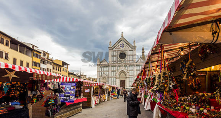 Wisatawan Florence Italia Perhatikan Aturan, Makan Sembarangan Dapat Didenda Rp9 Juta