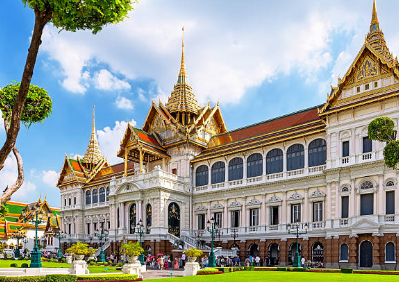 Akibat Gejolak Politik di Thailand, Pangeran Paribatra Beralih sebagai Tukang Kebun di Bandung