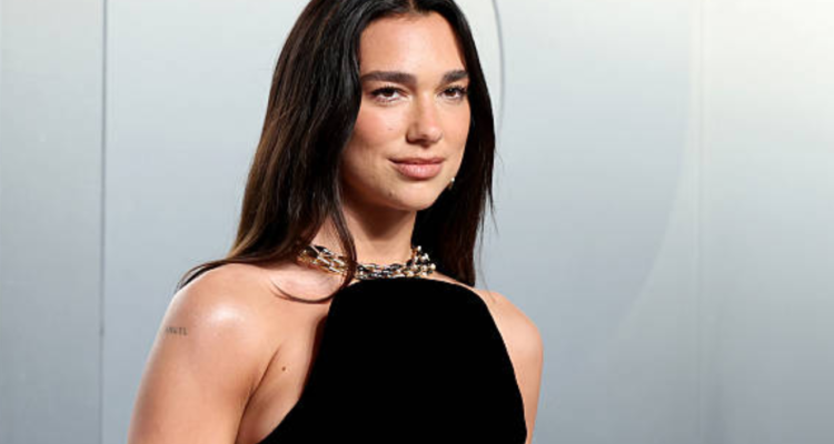 Dua Lipa Gugat Samsung Rp260 Miliar Atas Penggunaan Foto tanpa Izin di Kemasan TV