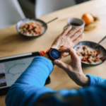 Ilustrasi Efektifkah Smartwatch untuk Orang Menjalani Program Diet?
