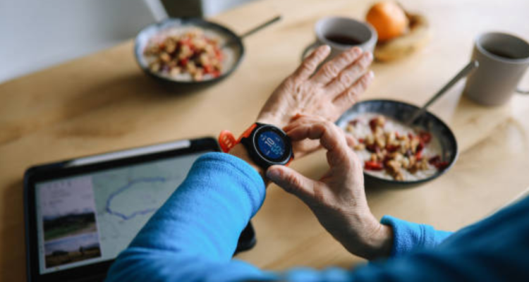 Ilustrasi Efektifkah Smartwatch untuk Orang Menjalani Program Diet?