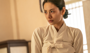 Dikritik Terlalu Modern dan Kontras Bawakan Perannya di The Scandal, Nana Minta Maaf