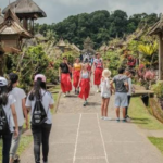 2 Senator Debat Kebiasaan Wisatawan Lokal-Bule saat Kunjungi Pulau Bali